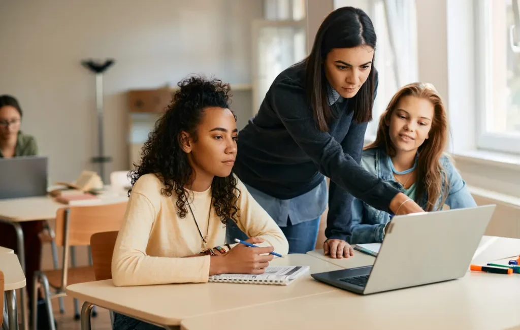 Student Support and Collaboration222
